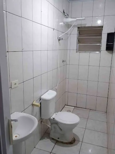 Casa com 1 quarto para alugar, 50m2 em Jardim Monte Alto, Guarulhos - SP - imagem 9 Foto 9 de Casa com 1 quarto para alugar, 50m2 em Jardim Monte Alto, Guarulhos - SP