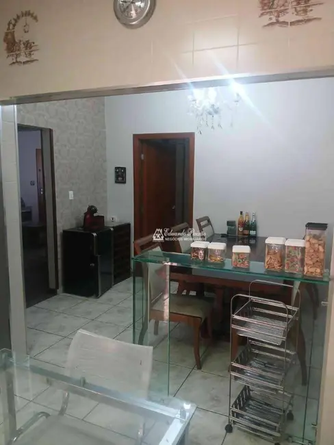 Foto 3 de Casa com 4 quartos à venda, 250m2 em Jardim Santa Mena, Guarulhos - SP