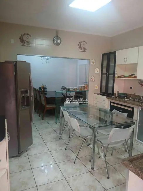 Foto 4 de Casa com 4 quartos à venda, 250m2 em Jardim Santa Mena, Guarulhos - SP