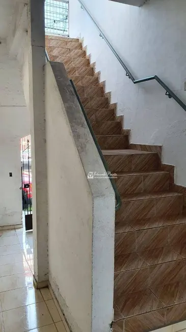 Sobrado com 2 quartos para alugar, 125m2 em Jardim Rosa de Franca, Guarulhos - SP - imagem 2 Foto 2 de Sobrado com 2 quartos para alugar, 125m2 em Jardim Rosa de Franca, Guarulhos - SP