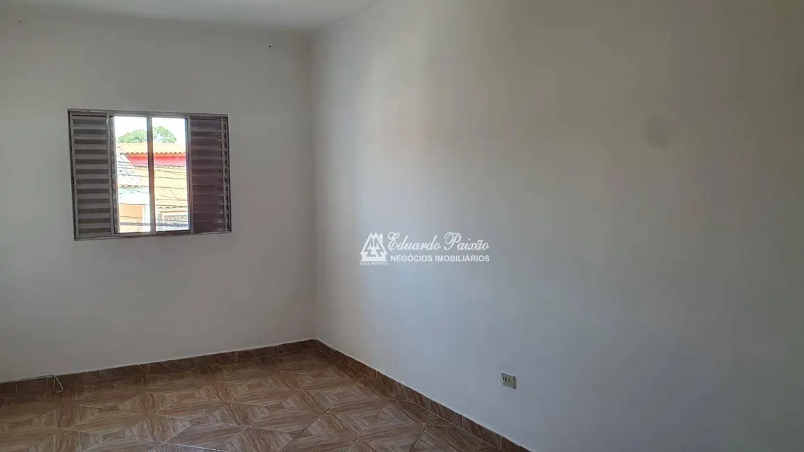 Sobrado com 2 quartos para alugar, 125m2 em Jardim Rosa de Franca, Guarulhos - SP - imagem 8 Foto 8 de Sobrado com 2 quartos para alugar, 125m2 em Jardim Rosa de Franca, Guarulhos - SP