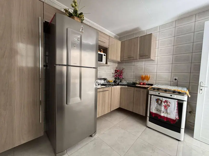 Foto 9 de Sobrado com 3 quartos à venda, 136m2 em Vila Galvão, Guarulhos - SP