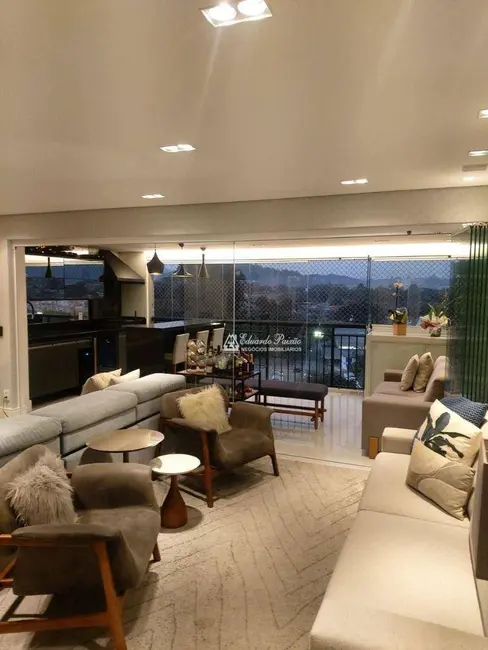 Foto 6 de Apartamento com 3 quartos à venda, 284m2 em Jardim Flor da Montanha, Guarulhos - SP