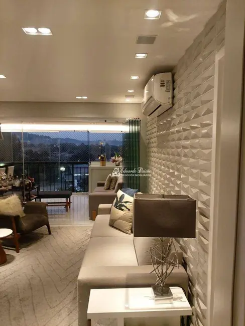 Foto 5 de Apartamento com 3 quartos à venda, 284m2 em Jardim Flor da Montanha, Guarulhos - SP