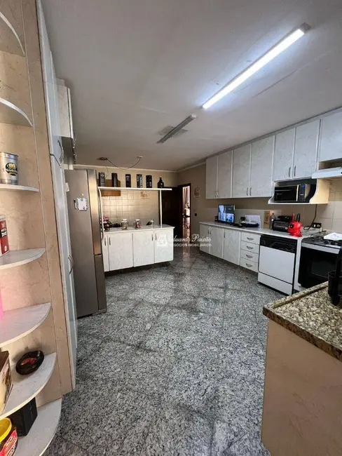 Foto 9 de Sobrado com 5 quartos à venda, 500m2 em Vila Galvão, Guarulhos - SP