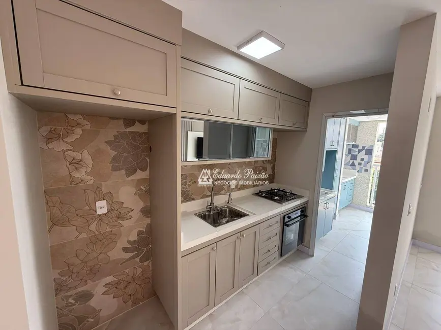 Foto 2 de Apartamento com 2 quartos à venda, 55m2 em Vila Galvão, Guarulhos - SP