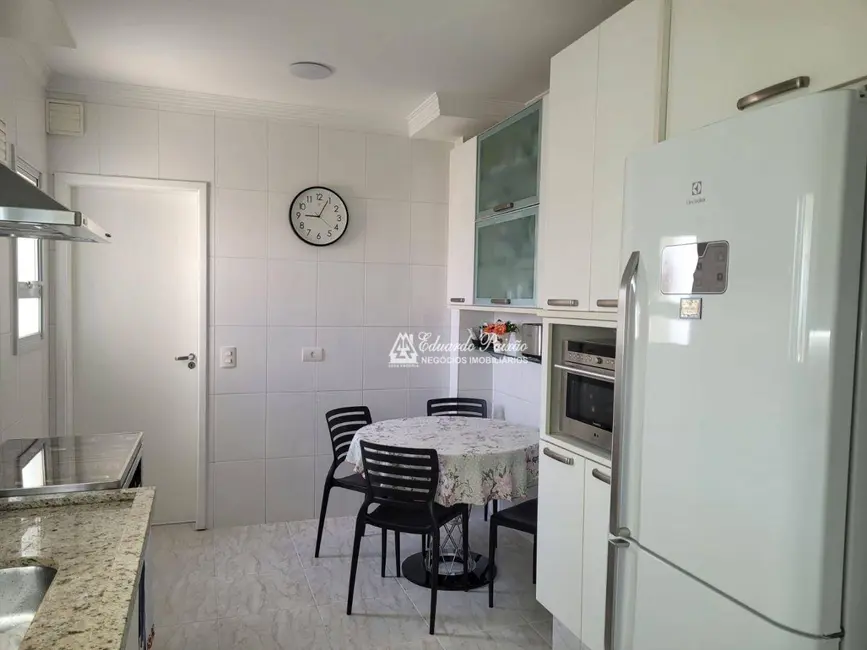 Apartamento com 4 quartos à venda, 223m2 em Centro, Guarulhos - SP - imagem 8 Foto 8 de Apartamento com 4 quartos à venda, 223m2 em Centro, Guarulhos - SP