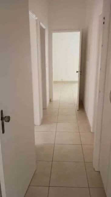 Casa com 3 quartos para alugar, 230m2 em Jardim Maia, Guarulhos - SP - imagem 8 Foto 8 de Casa com 3 quartos para alugar, 230m2 em Jardim Maia, Guarulhos - SP