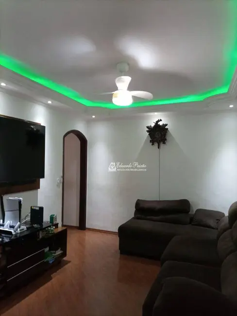 Casa com 3 quartos à venda, 156m2 em Jardim do Papai, Guarulhos - SP - imagem 3 Foto 3 de Casa com 3 quartos à venda, 156m2 em Jardim do Papai, Guarulhos - SP