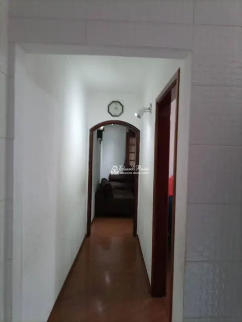 Casa com 3 quartos à venda, 156m2 em Jardim do Papai, Guarulhos - SP - imagem 9 Foto 9 de Casa com 3 quartos à venda, 156m2 em Jardim do Papai, Guarulhos - SP