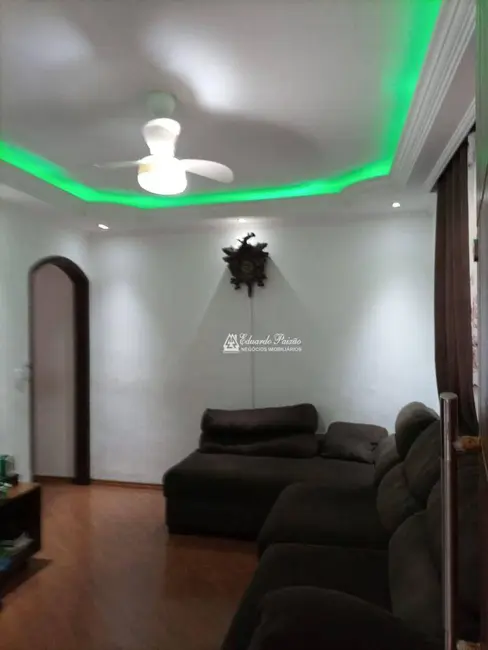 Casa com 3 quartos à venda, 156m2 em Jardim do Papai, Guarulhos - SP - imagem 4 Foto 4 de Casa com 3 quartos à venda, 156m2 em Jardim do Papai, Guarulhos - SP