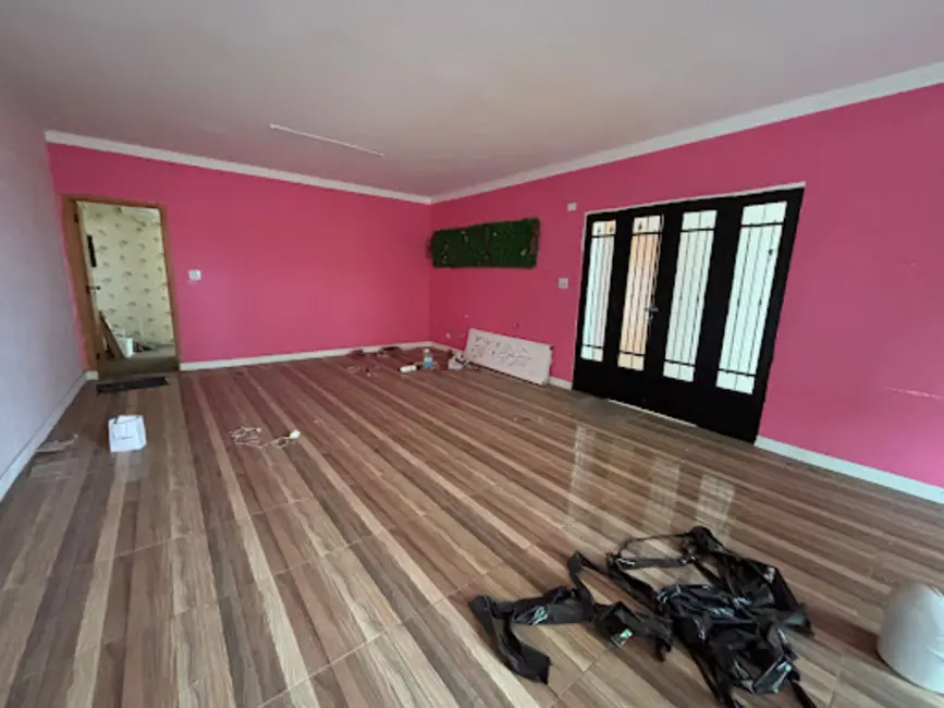 Foto 4 de Sobrado com 4 quartos à venda, 326m2 em Vila Galvão, Guarulhos - SP