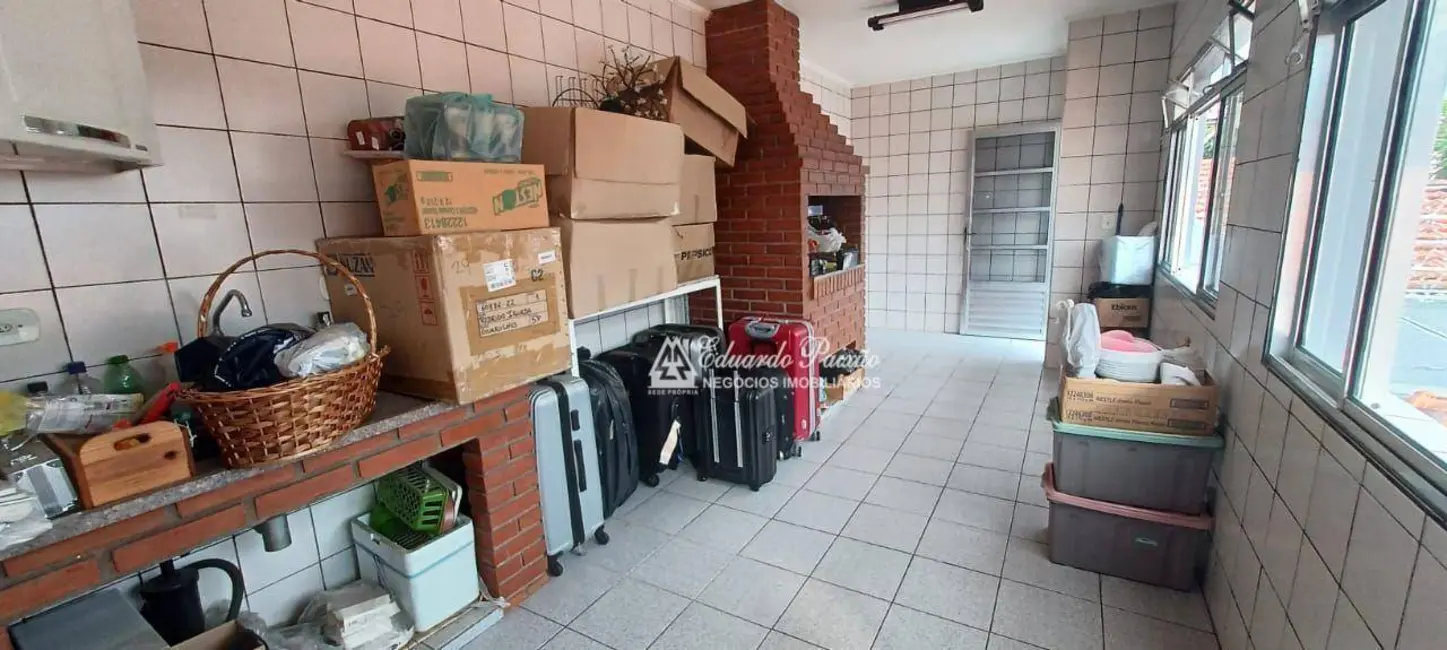 Foto 2 de Casa com 3 quartos à venda, 300m2 em Vila Galvão, Guarulhos - SP