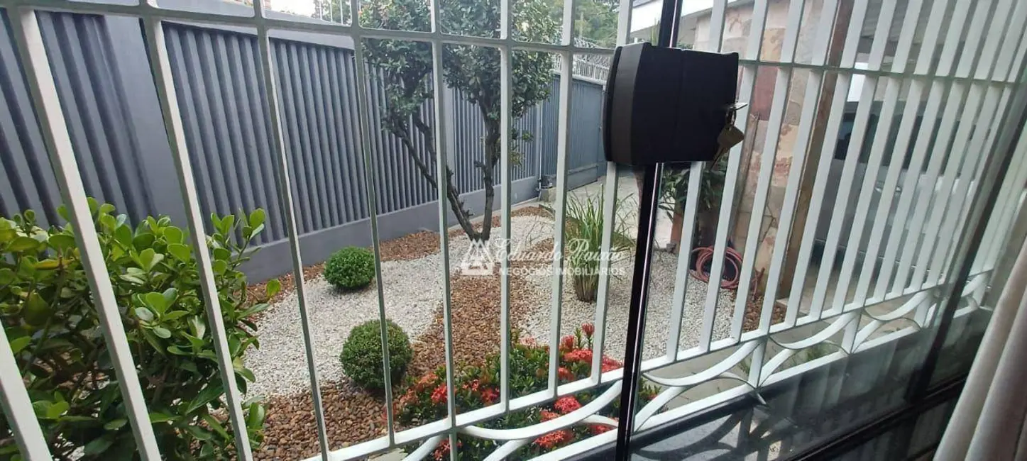 Foto 9 de Casa com 3 quartos à venda, 300m2 em Vila Galvão, Guarulhos - SP