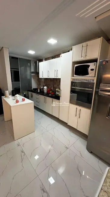 Apartamento com 3 quartos à venda, 100m2 em Jardim Flor da Montanha, Guarulhos - SP - imagem 7 Foto 7 de Apartamento com 3 quartos à venda, 100m2 em Jardim Flor da Montanha, Guarulhos - SP