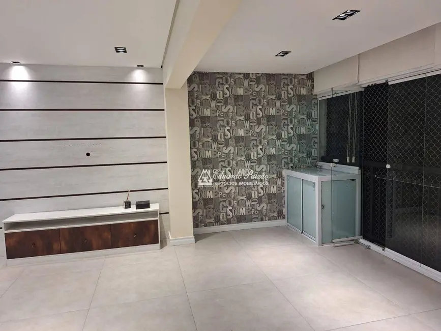 Foto 4 de Apartamento com 3 quartos à venda, 206m2 em Jardim Flor da Montanha, Guarulhos - SP