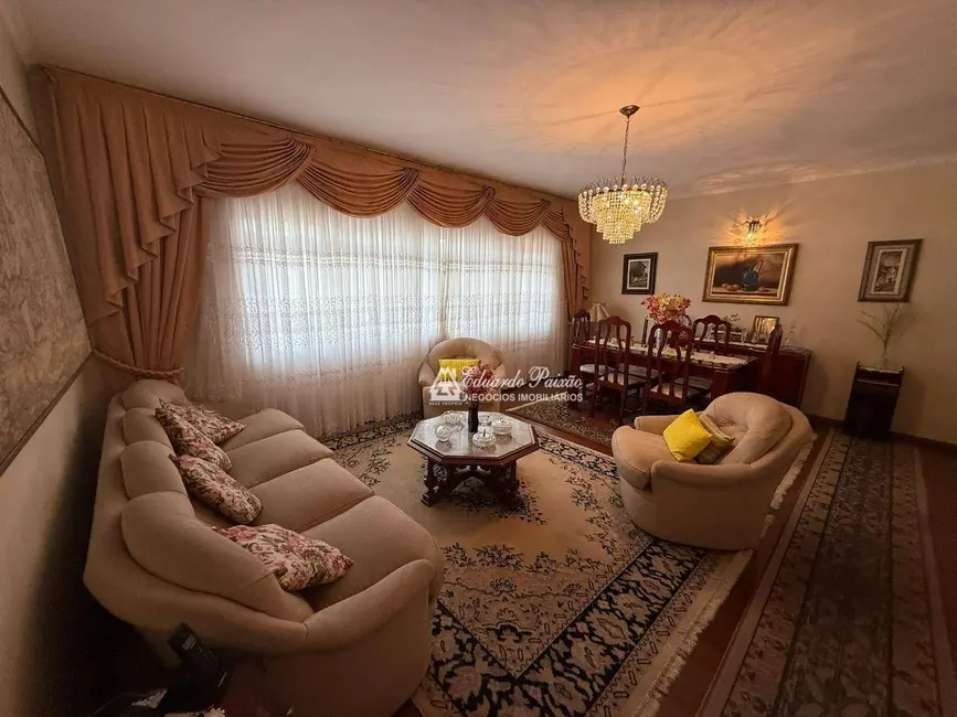 Foto 7 de Casa com 3 quartos à venda, 634m2 em Vila Galvão, Guarulhos - SP