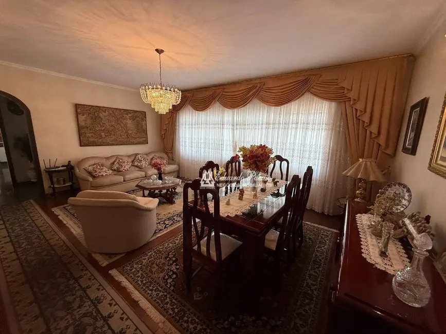 Foto 4 de Casa com 3 quartos à venda, 634m2 em Vila Galvão, Guarulhos - SP