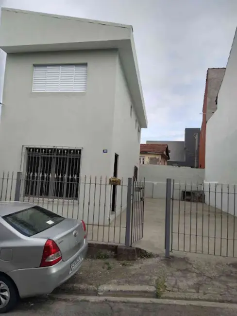 Sobrado com 2 quartos para alugar, 141m2 em Vila São Pedro, Guarulhos - SP - imagem 1 Foto 1 de Sobrado com 2 quartos para alugar, 141m2 em Vila São Pedro, Guarulhos - SP