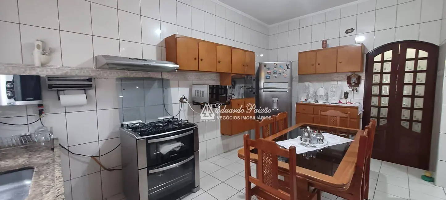 Foto 7 de Sobrado com 4 quartos à venda, 213m2 em Vila Rosália, Guarulhos - SP