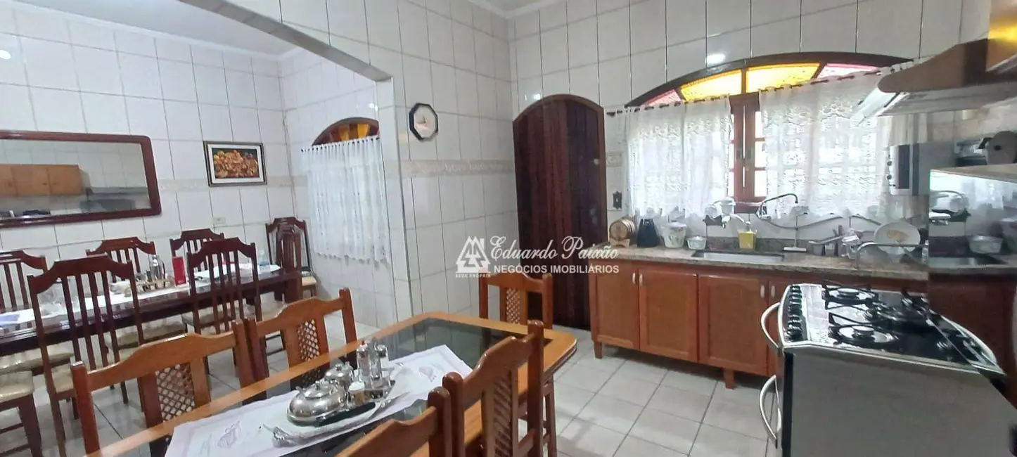 Foto 8 de Sobrado com 4 quartos à venda, 213m2 em Vila Rosália, Guarulhos - SP