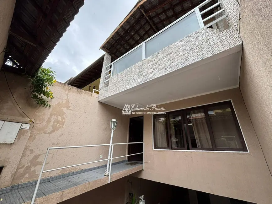 Sobrado com 3 quartos à venda, 150m2 em Parque Continental II, Guarulhos - SP - imagem 2 Foto 2 de Sobrado com 3 quartos à venda, 150m2 em Parque Continental II, Guarulhos - SP