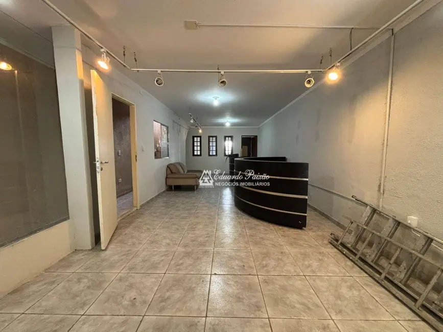 Sobrado com 3 quartos à venda, 150m2 em Parque Continental II, Guarulhos - SP - imagem 6 Foto 6 de Sobrado com 3 quartos à venda, 150m2 em Parque Continental II, Guarulhos - SP