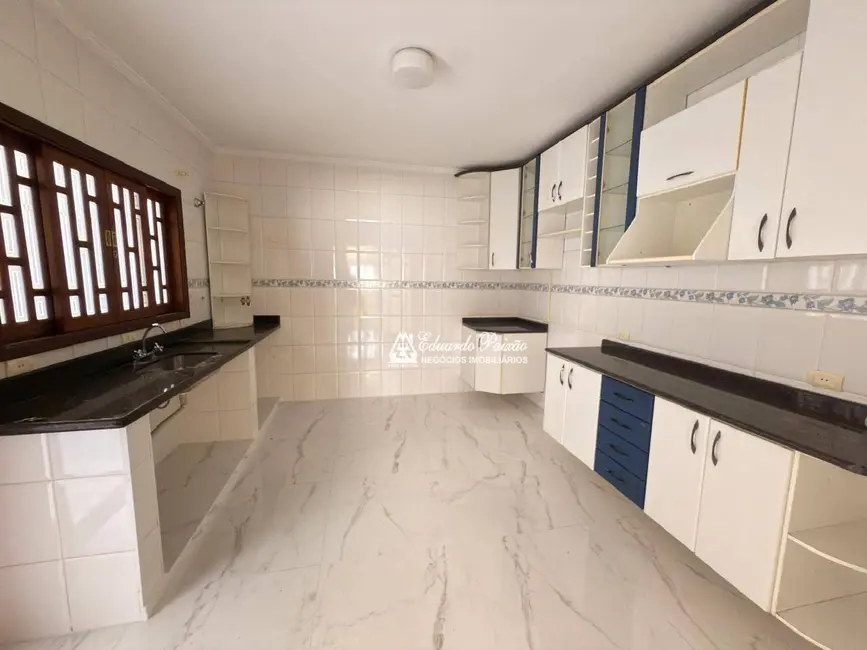 Foto 6 de Sobrado com 3 quartos à venda, 155m2 em Jardim São Ricardo, Guarulhos - SP