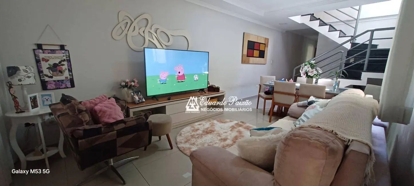 Foto 2 de Sobrado com 4 quartos à venda, 150m2 em Jardim Santa Mena, Guarulhos - SP