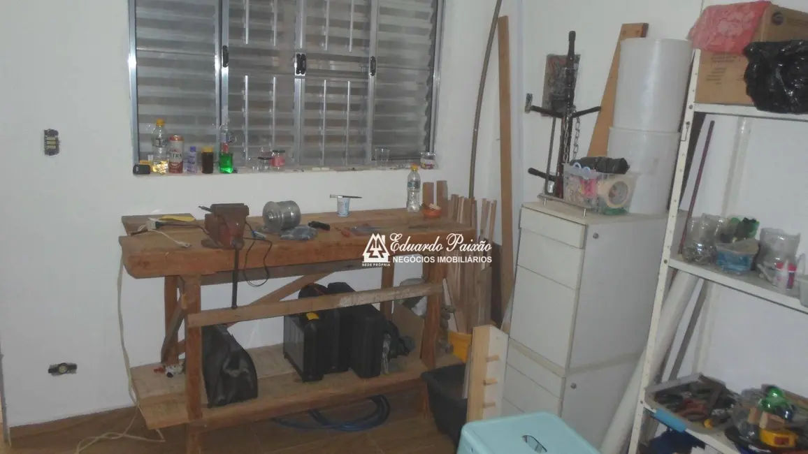 Sobrado com 4 quartos à venda, 300m2 em Jardim Rosa de Franca, Guarulhos - SP - imagem 8 Foto 8 de Sobrado com 4 quartos à venda, 300m2 em Jardim Rosa de Franca, Guarulhos - SP