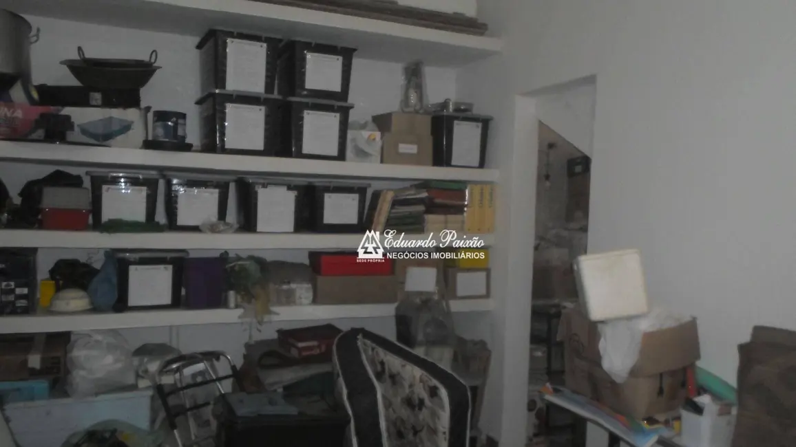 Sobrado com 4 quartos à venda, 300m2 em Jardim Rosa de Franca, Guarulhos - SP - imagem 9 Foto 9 de Sobrado com 4 quartos à venda, 300m2 em Jardim Rosa de Franca, Guarulhos - SP