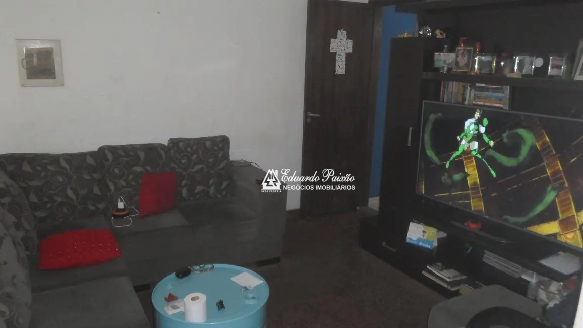 Sobrado com 4 quartos à venda, 300m2 em Jardim Rosa de Franca, Guarulhos - SP - imagem 5 Foto 5 de Sobrado com 4 quartos à venda, 300m2 em Jardim Rosa de Franca, Guarulhos - SP