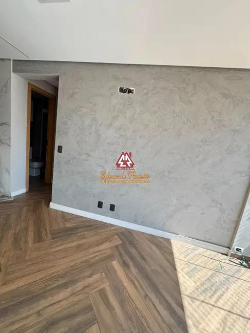 Foto 4 de Apartamento com 2 quartos para alugar, 74m2 em Jardim Flor da Montanha, Guarulhos - SP