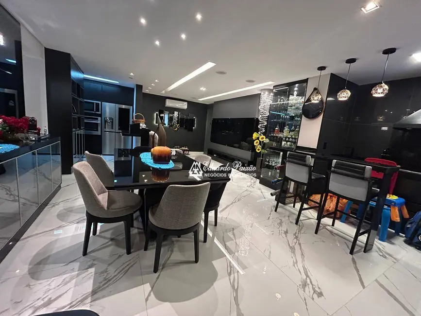 Foto 2 de Apartamento com 2 quartos à venda, 162m2 em Jardim Flor da Montanha, Guarulhos - SP