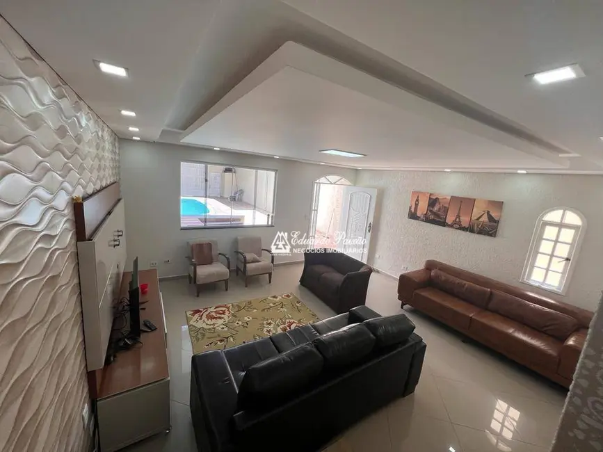 Foto 2 de Sobrado com 3 quartos à venda, 217m2 em Jardim Rosa de Franca, Guarulhos - SP