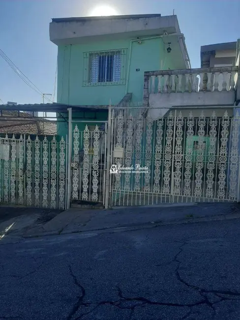 Casa com 2 quartos para alugar, 140m2 em Vila Antonieta, Guarulhos - SP - imagem 1 Foto 1 de Casa com 2 quartos para alugar, 140m2 em Vila Antonieta, Guarulhos - SP