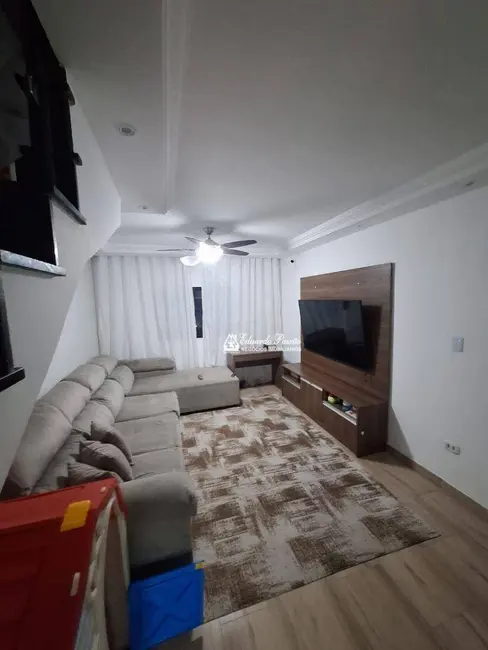 Sobrado com 5 quartos à venda, 150m2 em Residencial Cerconi, Guarulhos - SP - imagem 6 Foto 6 de Sobrado com 5 quartos à venda, 150m2 em Residencial Cerconi, Guarulhos - SP