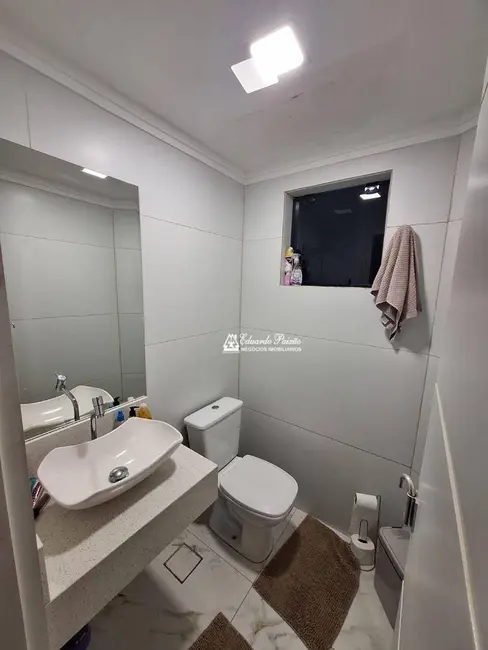 Sobrado com 5 quartos à venda, 150m2 em Residencial Cerconi, Guarulhos - SP - imagem 7 Foto 7 de Sobrado com 5 quartos à venda, 150m2 em Residencial Cerconi, Guarulhos - SP