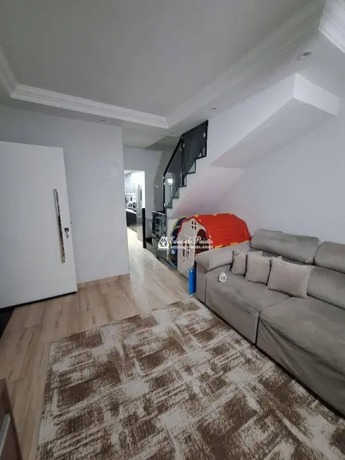 Sobrado com 5 quartos à venda, 150m2 em Residencial Cerconi, Guarulhos - SP - imagem 3 Foto 3 de Sobrado com 5 quartos à venda, 150m2 em Residencial Cerconi, Guarulhos - SP