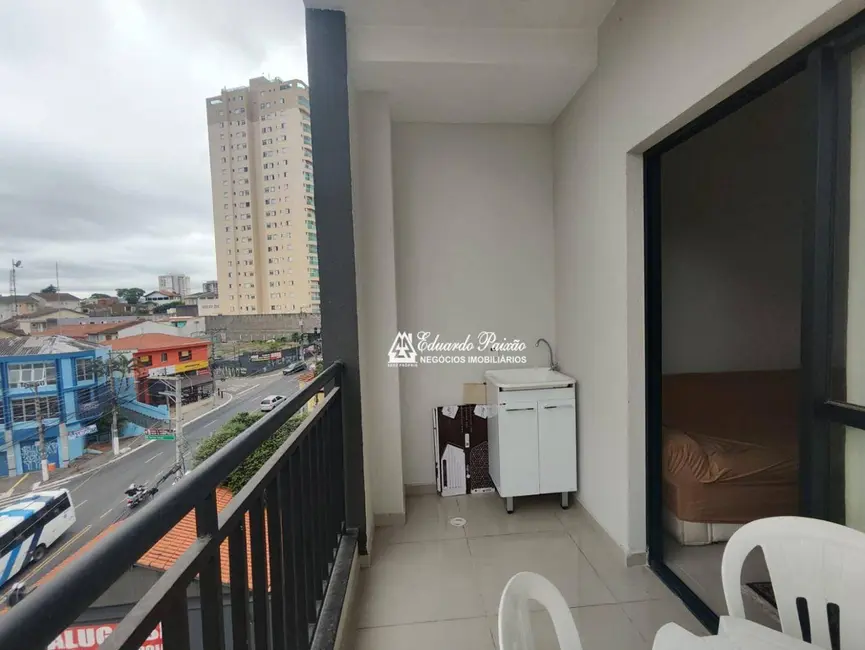 Foto 12 de Kitnet com 1 quarto para alugar, 33m2 em Vila Galvão, Guarulhos - SP