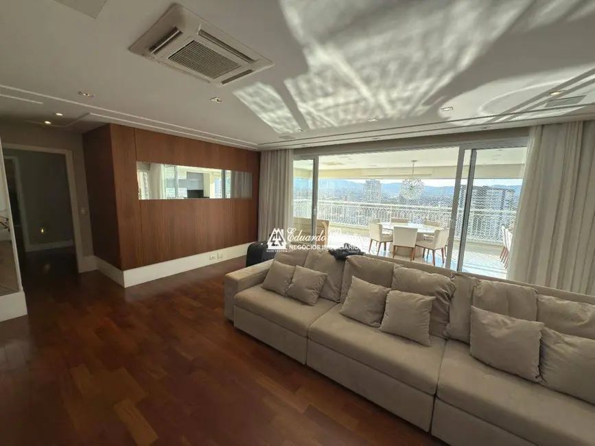 Foto 7 de Apartamento com 4 quartos à venda, 202m2 em Vila Galvão, Guarulhos - SP