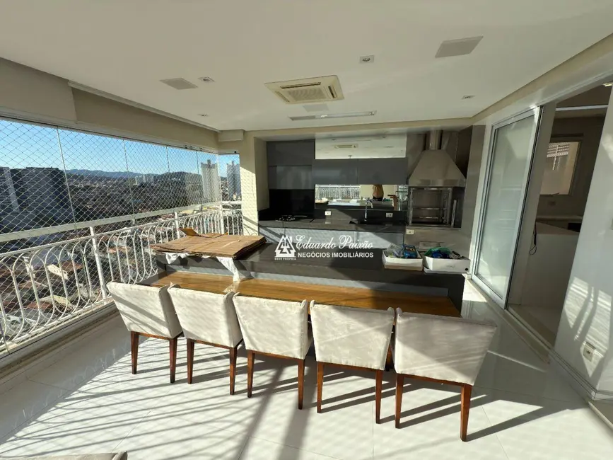 Foto 5 de Apartamento com 4 quartos à venda, 202m2 em Vila Galvão, Guarulhos - SP