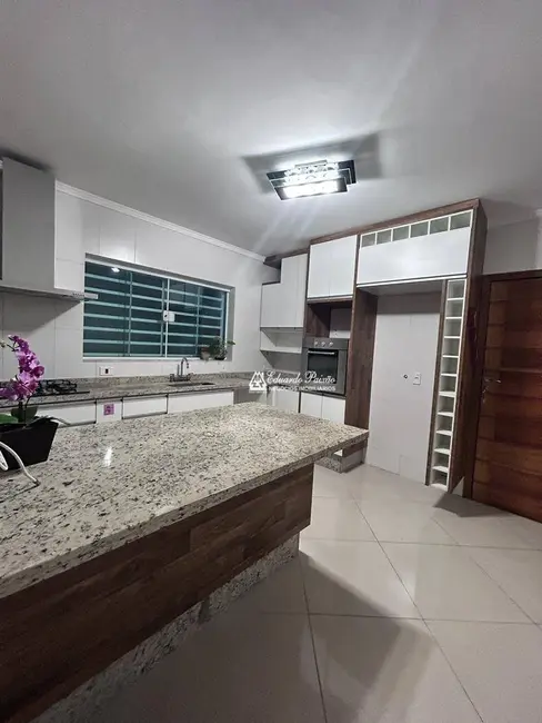 Foto 7 de Sobrado com 3 quartos à venda, 125m2 em Vila Carioca, Guarulhos - SP