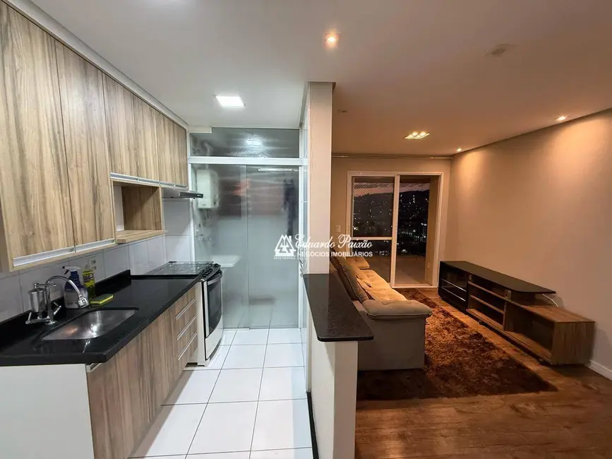 Apartamento com 2 quartos para alugar, 124m2 em Jardim Flor da Montanha, Guarulhos - SP - imagem 3 Foto 3 de Apartamento com 2 quartos para alugar, 124m2 em Jardim Flor da Montanha, Guarulhos - SP