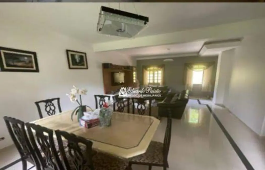 Foto 4 de Chácara com 4 quartos à venda, 4400m2 em Caputera, Aruja - SP