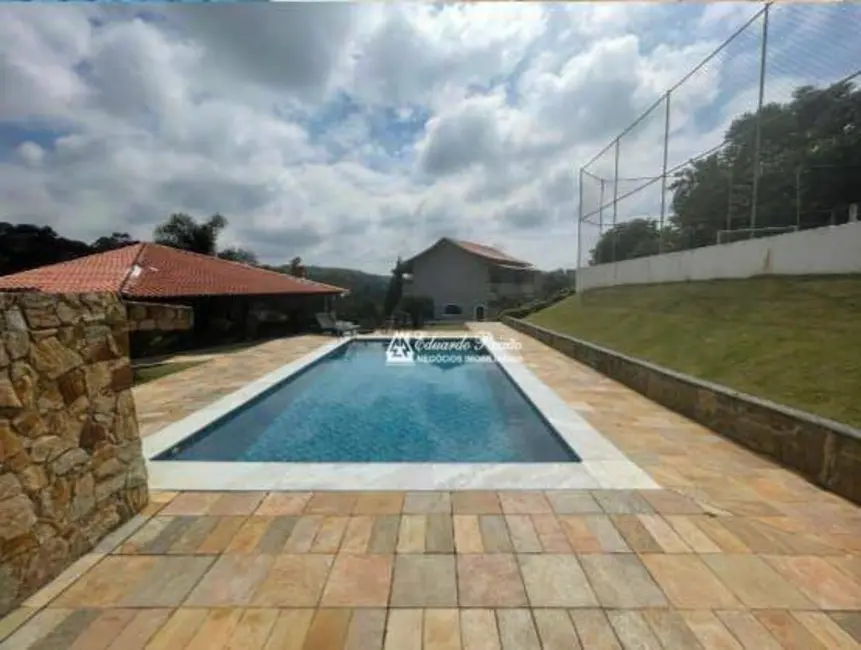 Foto 1 de Chácara com 4 quartos à venda, 4400m2 em Caputera, Aruja - SP