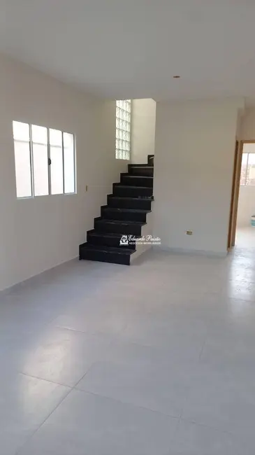 Foto 4 de Sobrado com 3 quartos à venda, 129m2 em Parque Flamengo, Guarulhos - SP