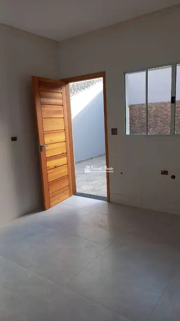 Foto 2 de Sobrado com 3 quartos à venda, 129m2 em Parque Flamengo, Guarulhos - SP