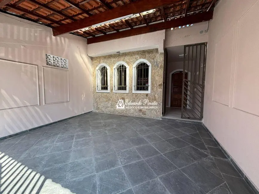 Foto 2 de Sobrado com 3 quartos à venda e para alugar, 125m2 em Parque Renato Maia, Guarulhos - SP