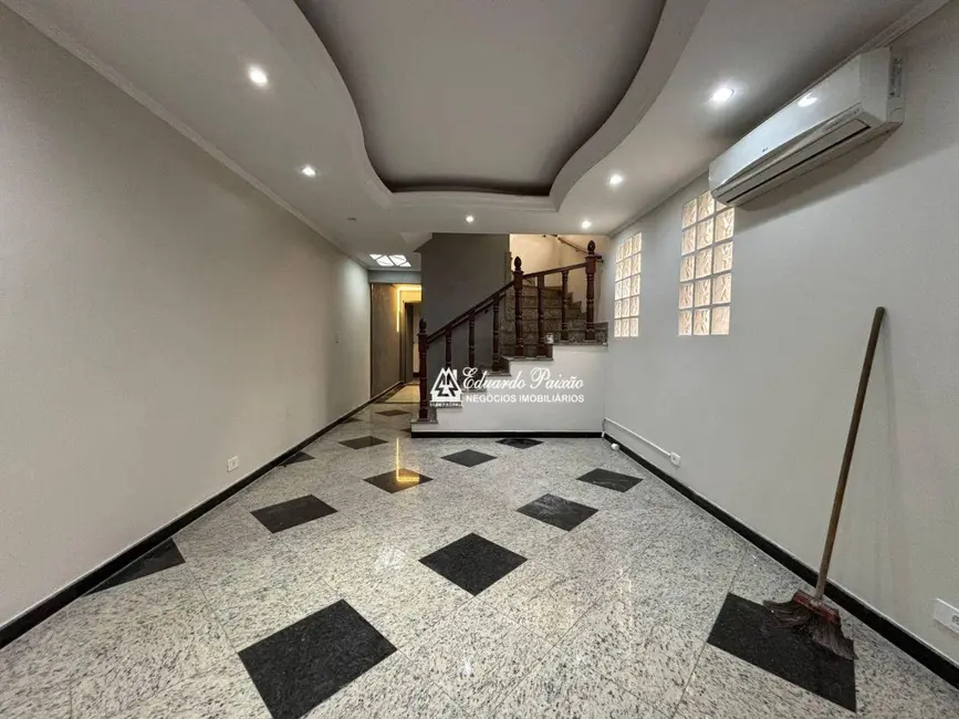 Foto 6 de Sobrado com 3 quartos à venda e para alugar, 125m2 em Parque Renato Maia, Guarulhos - SP